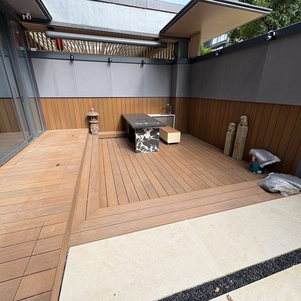 courtyard decking image