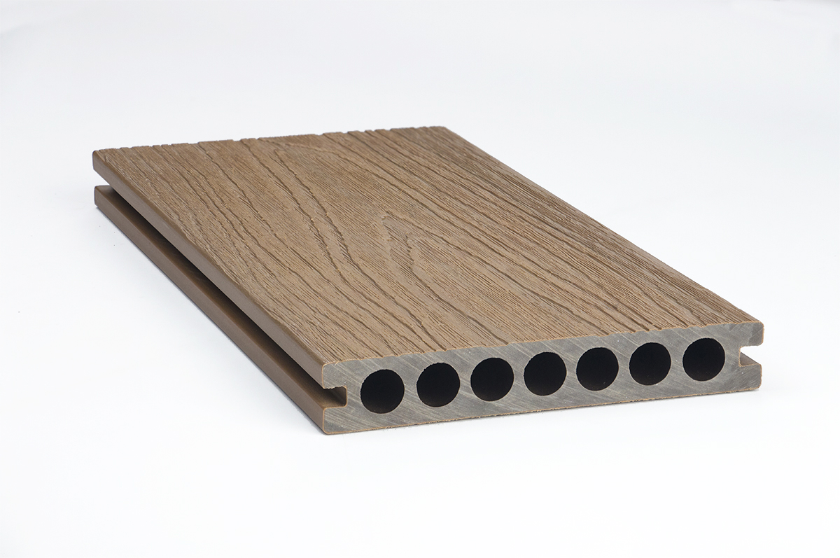 Co- Extusion Wpc Decking-1